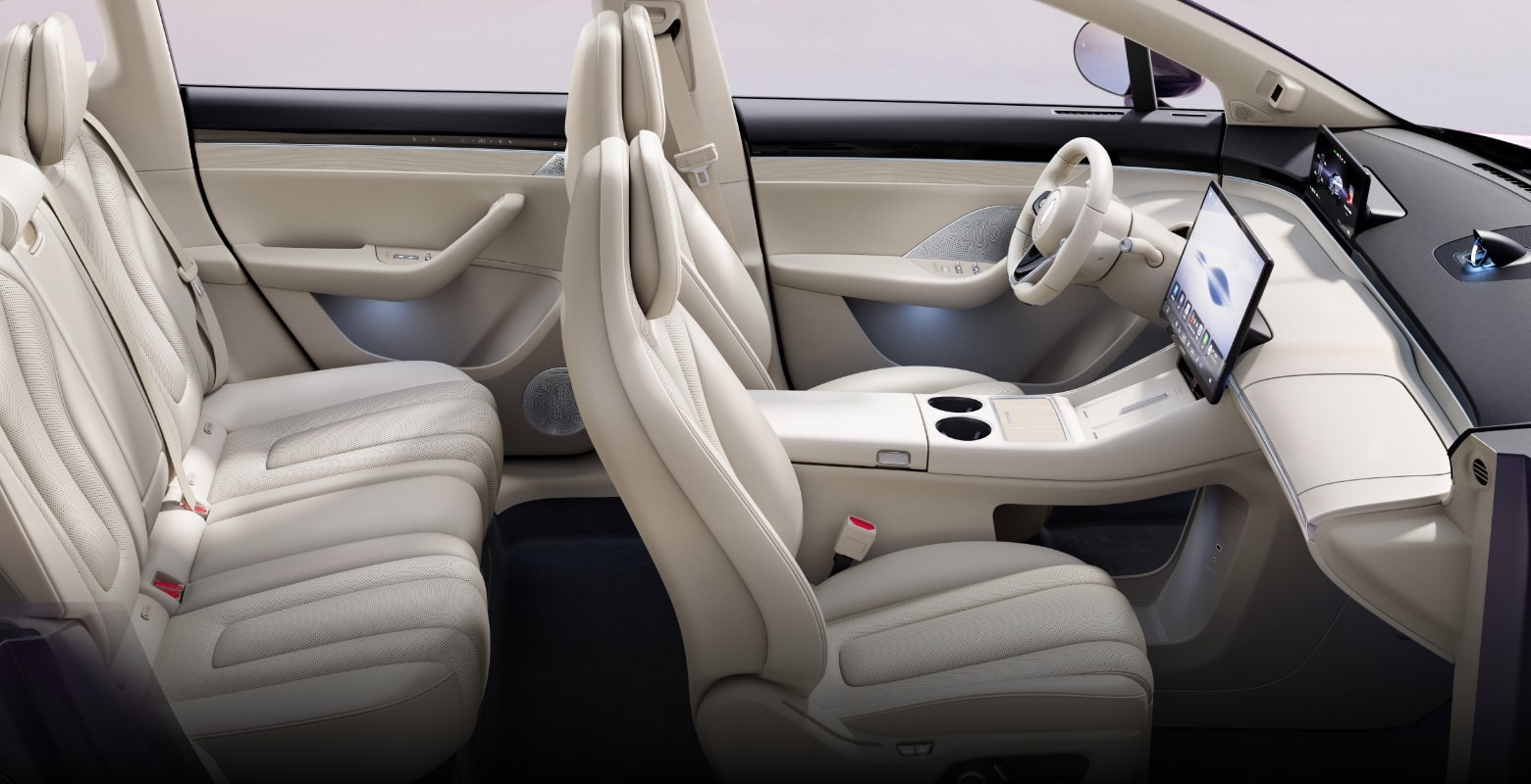 Luxeed R7 PHEV. Інтер'єр і комфорт